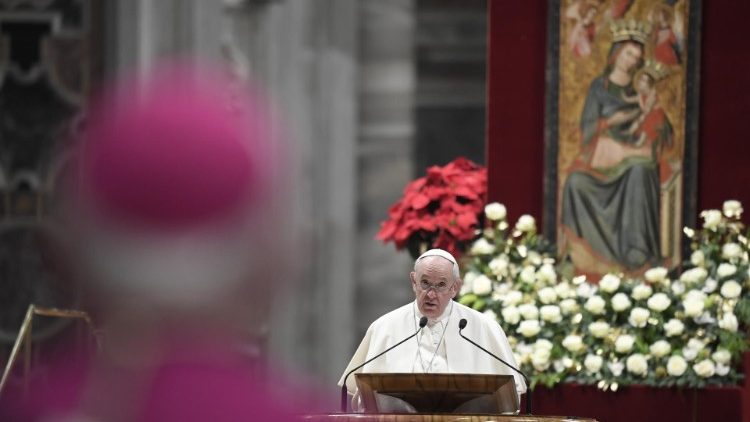 El Papa pronuncia la homilía en las vísperas y Te Deum de la Solemnidad de María Santísima Madre de Dios en la basílica vaticana.