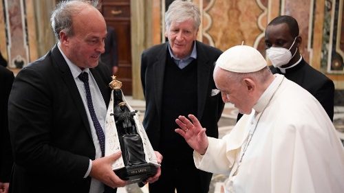 Papst: „Ich bewundere Unternehmer, die nicht nur an Gewinne denken“