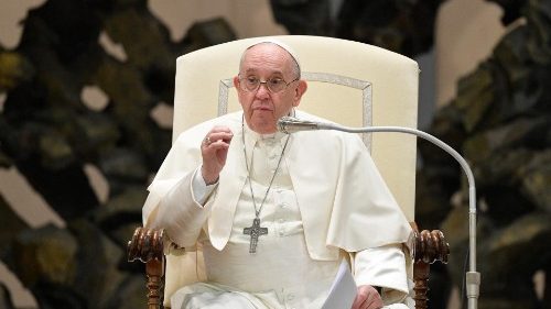 Papež pri katehezi: Tudi danes je veliko izkoriščanih delavcev brez dostojanstva
