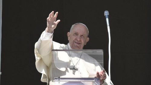 Il Papa: la gioia offerta da Gesù non è mai annacquata, ma piena e disinteressata