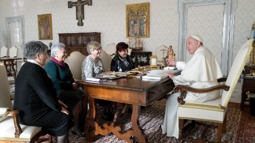 El Papa a los Institutos de Vida Consagrada: "Hagan presente el mundo en la Iglesia"