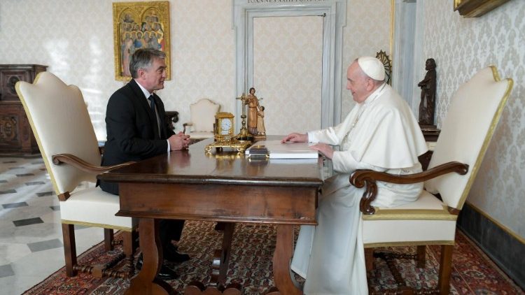 Papa Francesco incontra il presidente di turno della Presidenza collegiale della Bosnia Erzegovina, Željko Komšić