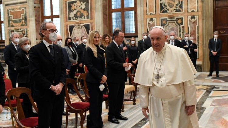 Påvens möte med italienska entreprenörer inom byggkonstruktion 