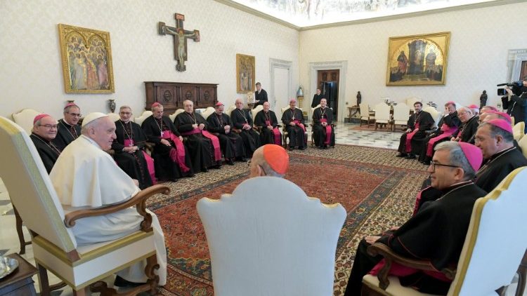 Franziskus hatte Spaniens Bischöfe bereits zwischen Dezember und Januar in mehreren Gruppen zum Ad limina-Besuch empfangen