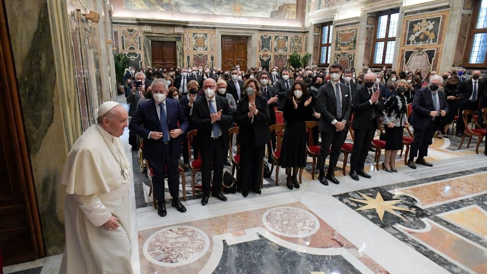 Papa Francisco recebe uma delega??o da Receita Federal italiana (Agenzia delle Entrate)
