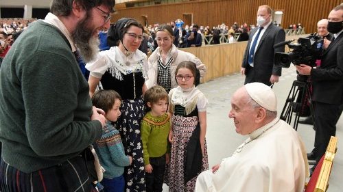 Le famiglie d’Europa dal Papa: inverno demografico e individualismo le sfide di oggi