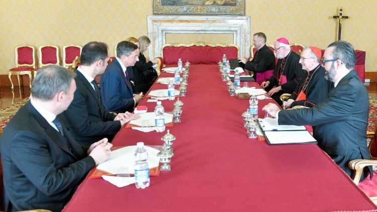 A moment of dialogue between the Slovenian president, Cardinal Pietro Parolin and  Arch. Paul R. Gallagher
