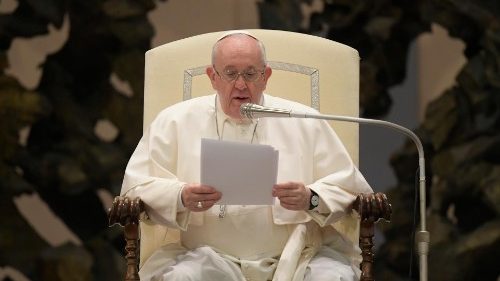 El Papa: La vida es un derecho, no la muerte, que debe ser acogida, no suministrada