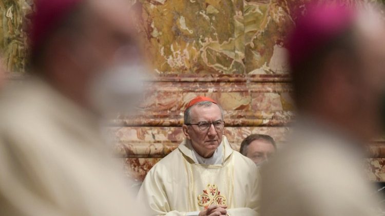 La Messa per la chiusura del Simposio dei Sacerdoti celebrata dal cardinale Parolin
