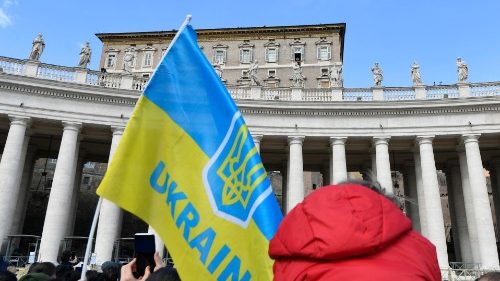 Ukraine: pour le Pape, «celui qui fait la guerre, oublie l’humanité»