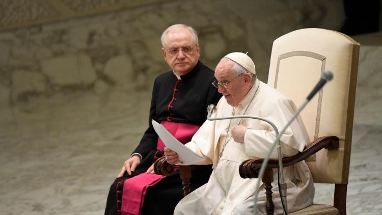 Papież: potrzeba serdecznych relacji między młodością i starością