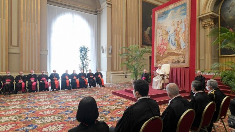 Le Pape François s'est exprimé ce samedi 12 mars depuis la Salle des Bénédictions, au niveau de la loggia centrale de la basilique Saint-Pierre