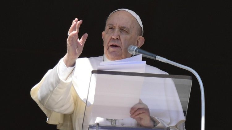 Il Papa durante il suo appello
