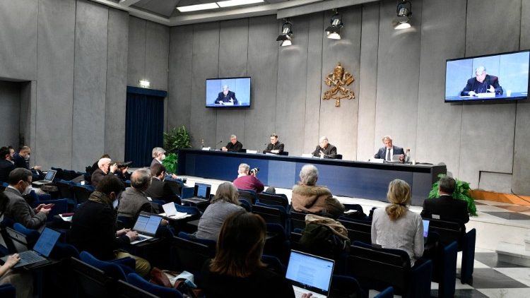 W Watykanie zaprezentowano tekst nowej konstytucji apostolskiej