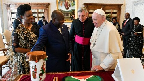 O Papa recebe o presidente do Burundi