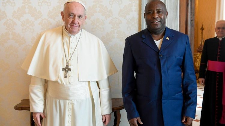 Der Papst empfing Evariste Ndayishimiye an diesem Samstag 