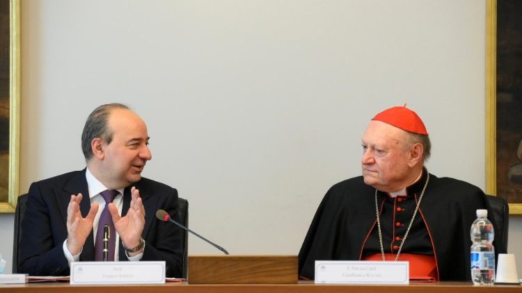 Il cardinale Ravasi e il rettore Anelli