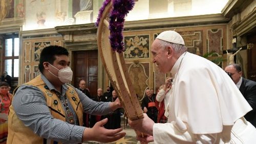 Papa no Canadá: máximo empenho da Igreja pelos povos indígenas, diz Poisson