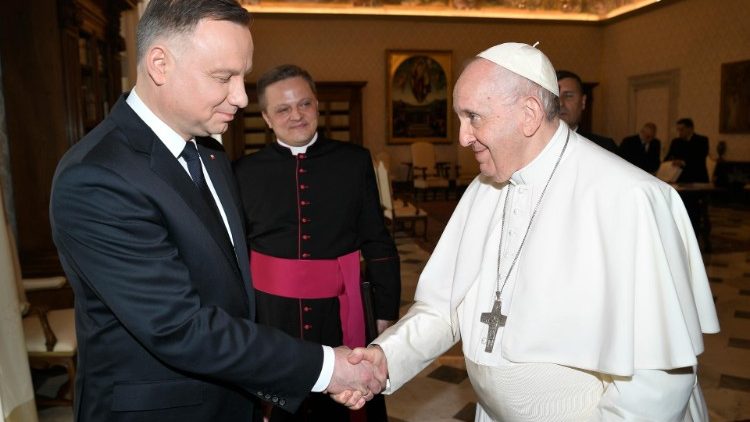 El Papa Francisco y il presidente della Polonia, Andrzej Duda. 