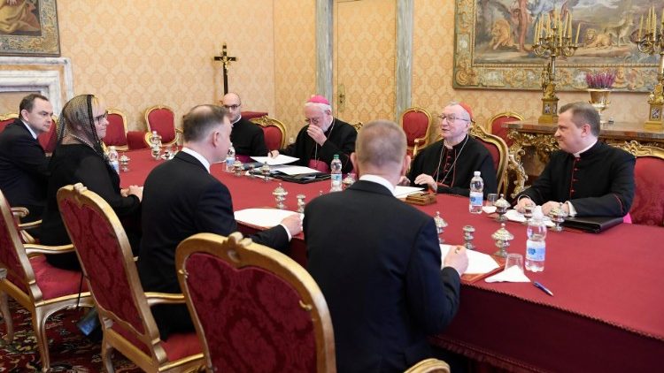 The Polish delegation meeting the Holy See delegation in the Vatican.