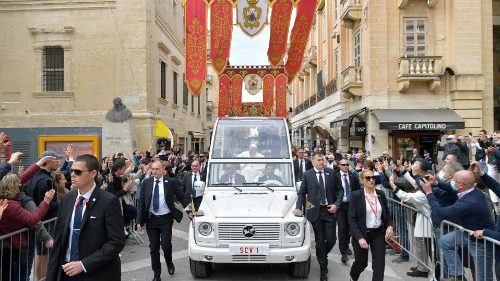 Påven framme i Malta och hans 36:e apostoliska resa har inletts