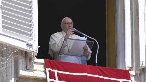 Il Papa: nelle crisi tocchiamo le piaghe del Risorto, che non cerca cristiani perfetti