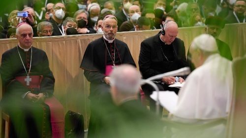 Pape? Fran?i?ek misijonarjem usmiljenja predstavil svetopisemski lik Moabke Rute