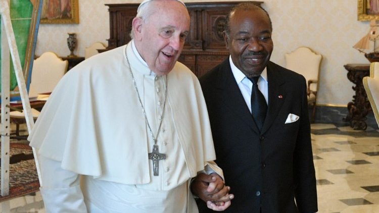 Popiežius priėmė Gabono prezidentą