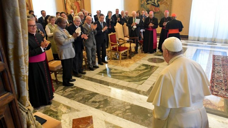 Папа Франциск на встрече с членами Папской академии общественных наук (29 апреля 2022 г.)