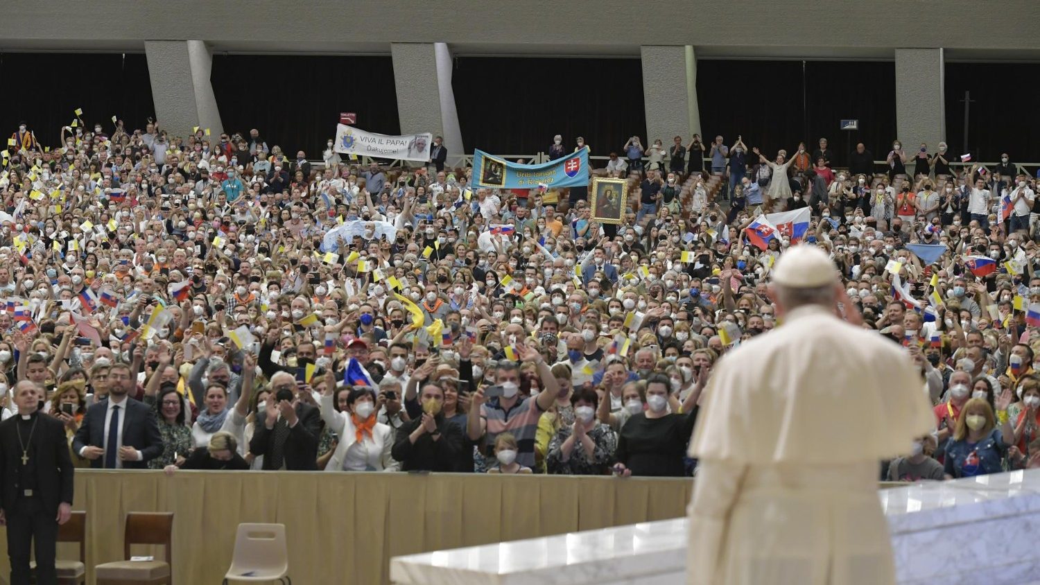 Papa primio hodočasnike iz slovačke: nastavite moliti i raditi za mir - vatican news