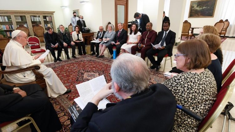 Папа Франциск на встрече с руководителями Международной федерации католических фармацевтов (Ватикан, 2 мая 2022 г.)