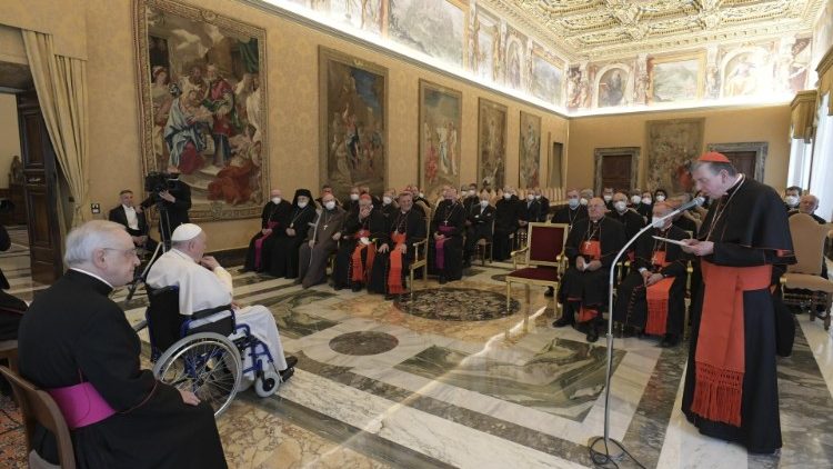 Papa Francisc, în scaunul cu rotile, la plenara Consiliului Pontifical pentru Promovarea Unității Creștinilor