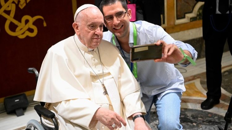 Und nach der Audienz noch ein Selfie mit dem Papst...