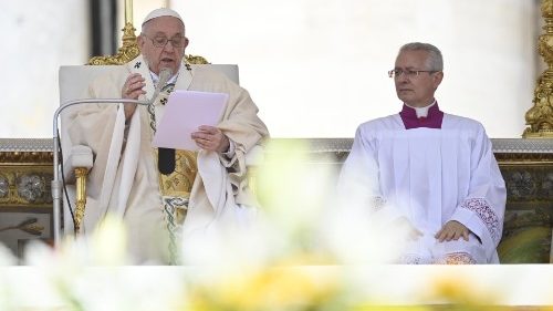 Papst: „Heiligkeit besteht aus viel täglicher Liebe“