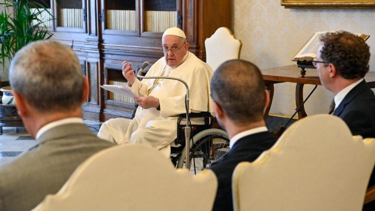 Papa Francesco all'udienza con i rettori delle Universita' del Lazio