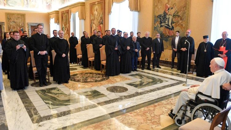 Popiežius priėmė Romos rumunų kolegijos bendruomenę
