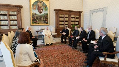 Pápež pre jezuitské časopisy: Vojna na Ukrajine, obnova Cirkvi, situácia v Nemecku