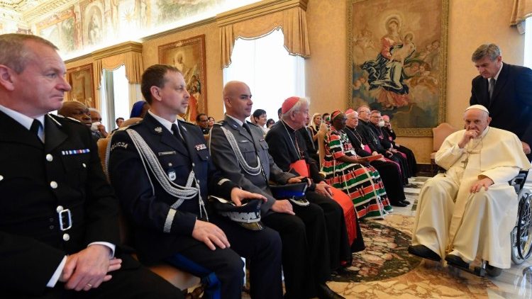 Popiežiaus susitikimas su Šv. Mortos grupe