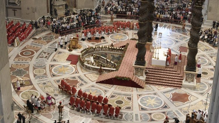 Un momento della Messa di Pentecoste nella Basilica Vaticana