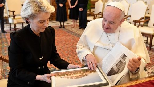 La présidente de la Commision Européenne reçue par le Pape François