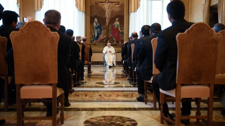 Papež Frančišek je sprejel v soboto, 18. junija 2022, v avdienco okoli 60 udeležencev generalnega kapitlja Družbe sv. Pavla.
