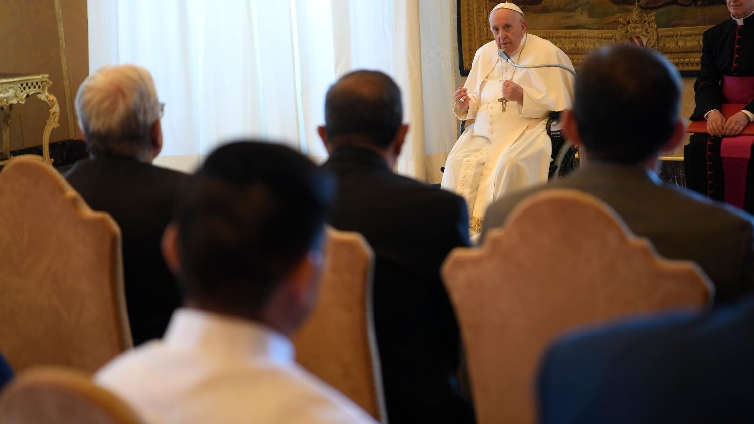 Papst: zuerst muss die mentalität geändert werden - vatican news