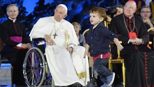 Festival delle famiglie: donate al Papa cinque storie di vero amore