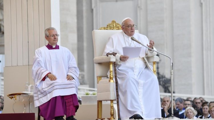 Папа Франциск на Святой Мессе 25 июня в Ватикане