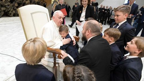 Il Papa ai Neocatecumenali: portate nel mondo il Vangelo, sempre con e nella Chiesa