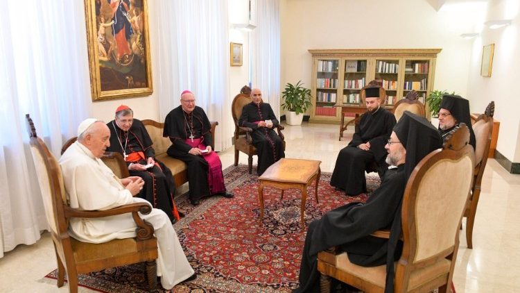 Francesco riceve in udienza una delegazione del Patriarcato Ecumenico di Costantinopoli