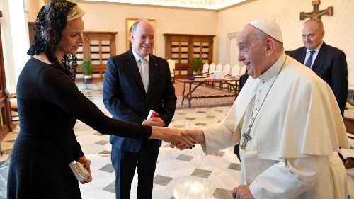 Le Pape a reçu le couple princier de Monaco