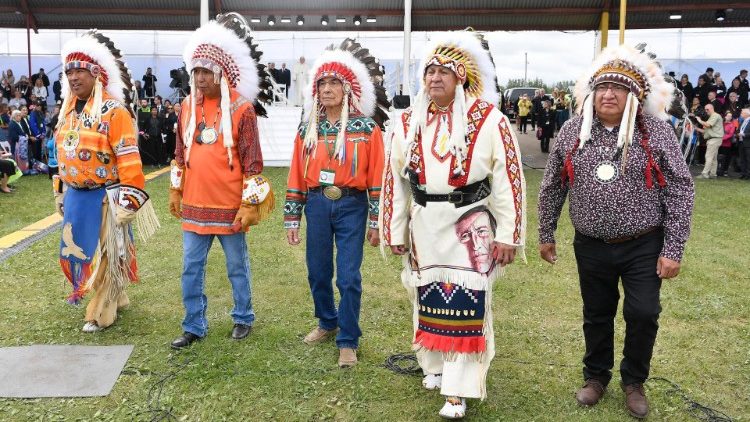 Indigenous leaders of Canada welcome the Pope in Maskwacis