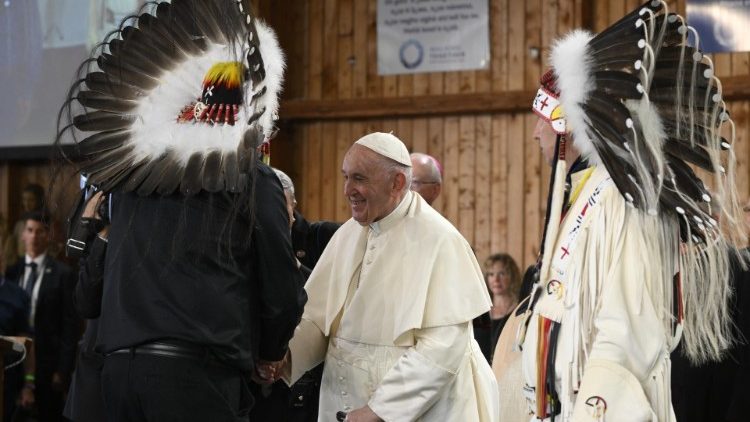 Papa Francesco al Lac Ste. Anne per il pellegrinaggio delle popolazioni indigene e la liturgia della Parola