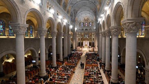 Папа: путь Церкви пролегает от поражений к надежде